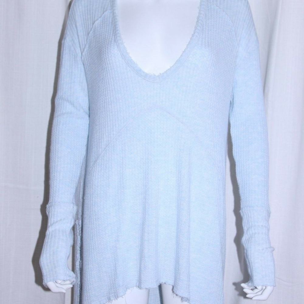 FREE PEOPLE BABYBLUE OVERSIZED hi-lo Large sweater
